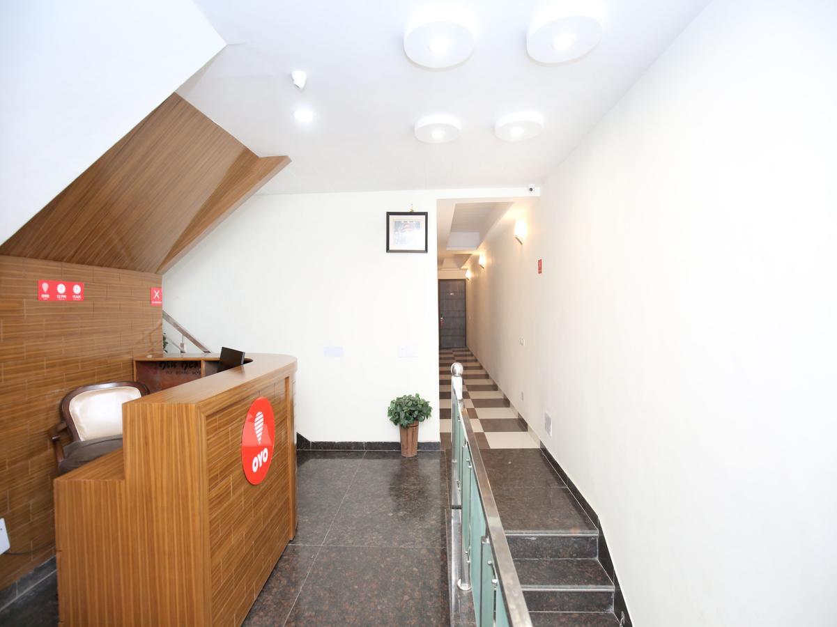 Oyo 13373 Hotel Royal Star Panchkula Eksteriør billede